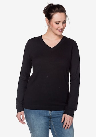 SHEEGO Sweater in Black: front