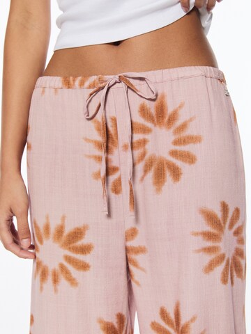 Wide Leg Pantalon Pull&Bear en rose