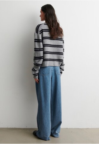 SECOND FEMALE - Cárdigan 'Alphaline' en gris