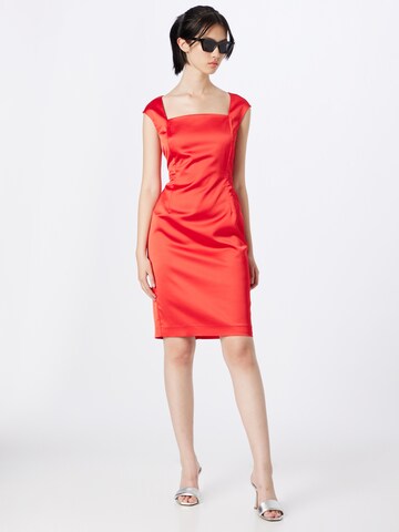 Robe fourreau SWING en rouge