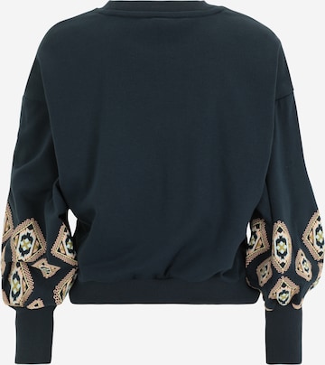 Sweat-shirt 'BROOKE' Only Petite en bleu