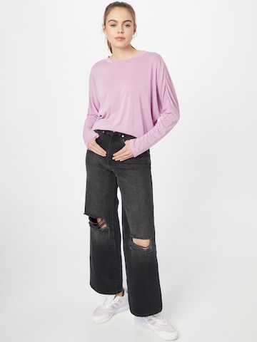 Monki Shirt in Pink