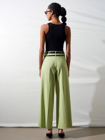 Dilvin Wide leg Pants in Green