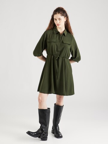 Robe-chemise 'TIFF' VILA en vert : devant