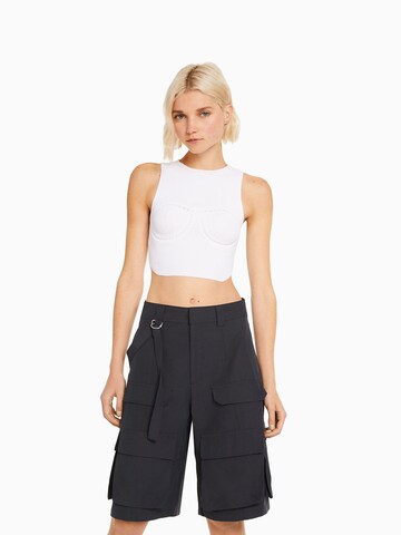 Loosefit Pantalon cargo Bershka en gris : devant