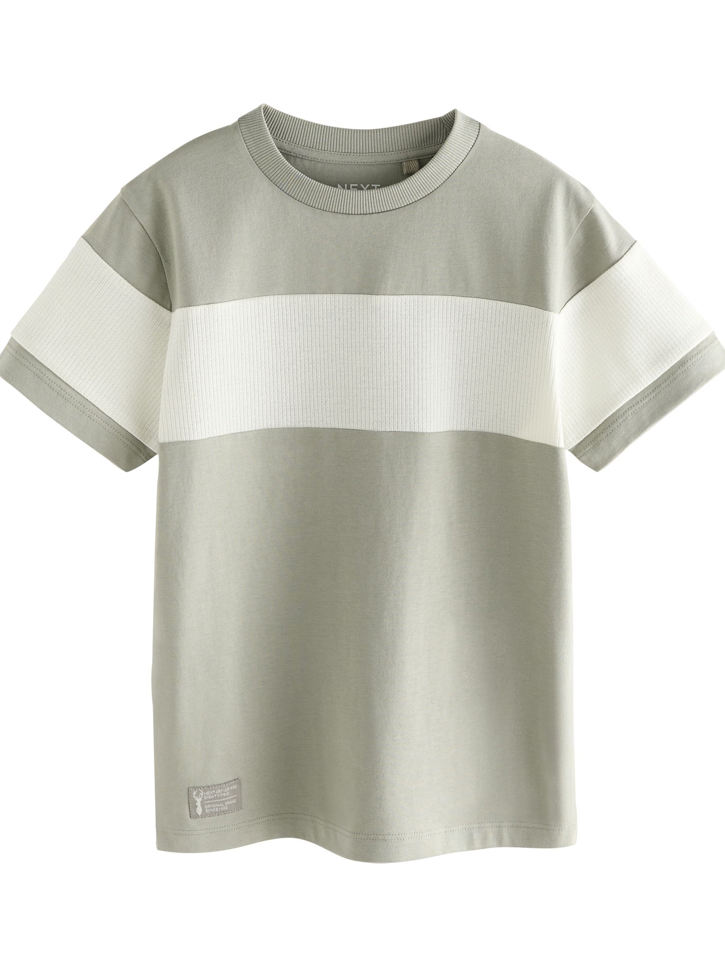 Next Shirt in Green: front