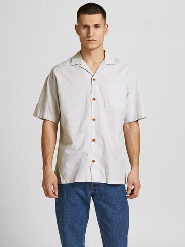 Coupe regular Chemise 'Summer' JACK & JONES en blanc : devant