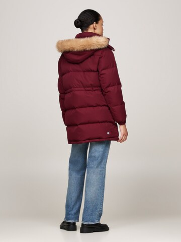 Tommy Jeans Jacke 'Alaska' in Rot