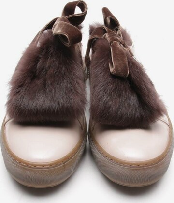 Attilio Giusti Leombruni Flats & Loafers in 39 in Brown