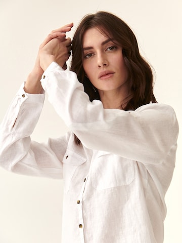 Camicia da donna 'JUSTYNA' di TATUUM in bianco