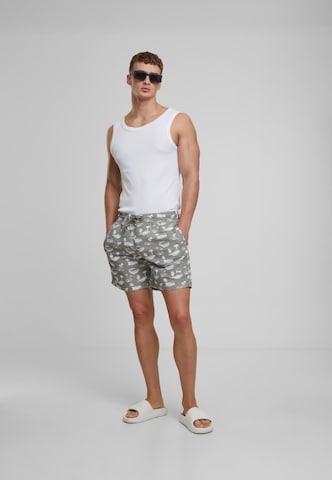 Shorts de bain Urban Classics en vert