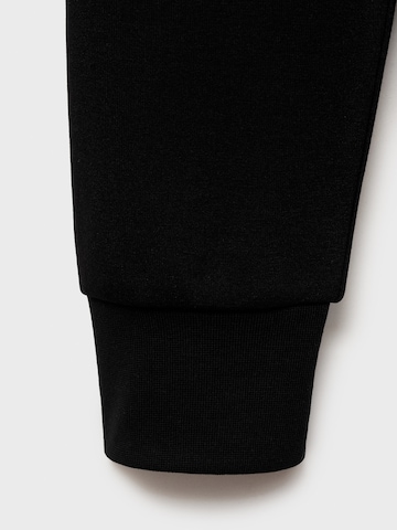 Sweat-shirt 'WINNYM' MANGO MAN en noir