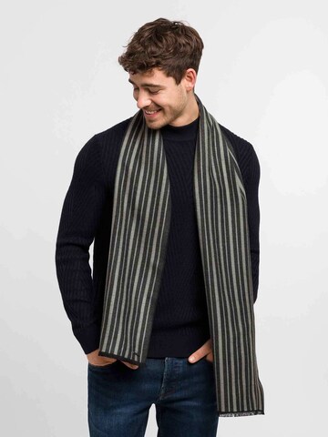 bugatti Schal in Grau: Vorderseite