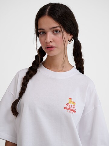 Hummel Bluser & t-shirts i hvid