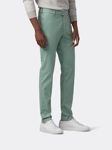 Coupe slim Pantalon chino 'Lupus' MMXGERMANY en vert : devant