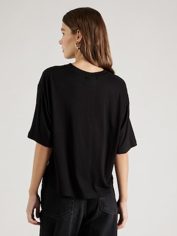 MAKIA T-Shirt 'Isle' in Schwarz