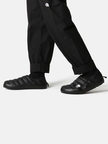 Scarpa bassa di THE NORTH FACE in nero: frontale