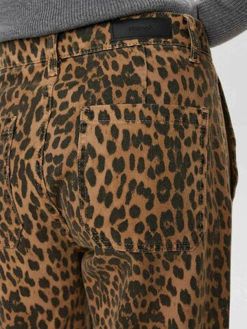 NÜMPH Loosefit Broek 'Nugigi' in Bruin