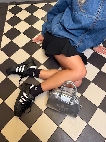 ADIDAS ORIGINALS Носки 'Ruffle' в Черный