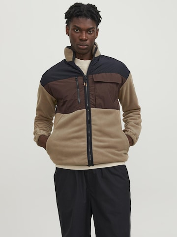 Veste de survêtement JACK & JONES en beige : devant