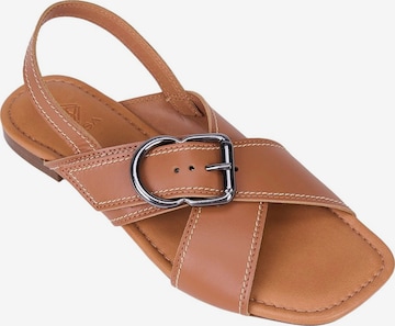 Desa Sandals 'Sandalen mit gekreuzten Riemen' in Brown: front