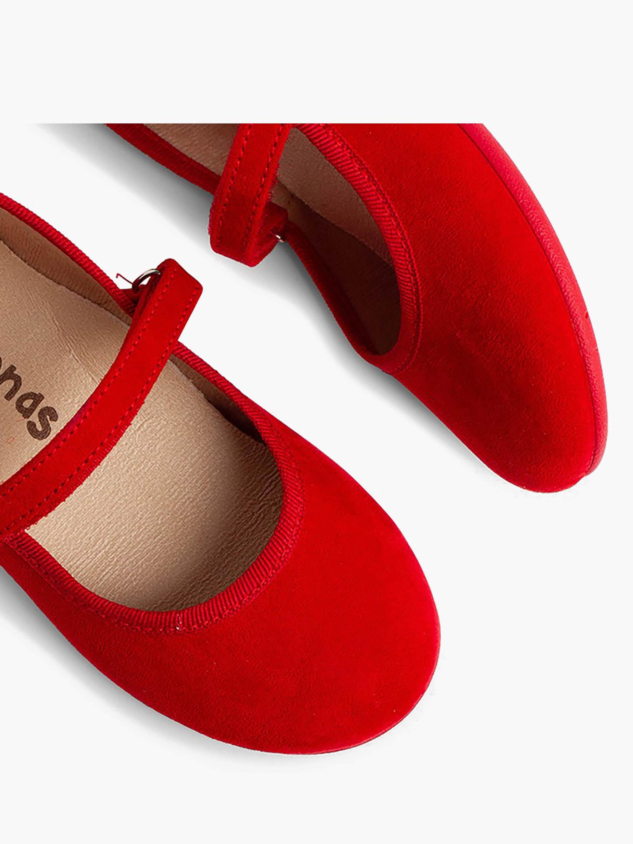 Pisamonas - Sabrina em vermelho