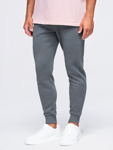 Ombre Regular Sports trousers in Grey