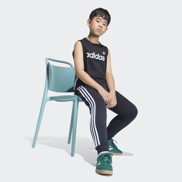 ADIDAS ORIGINALS Tapered Pants in Black