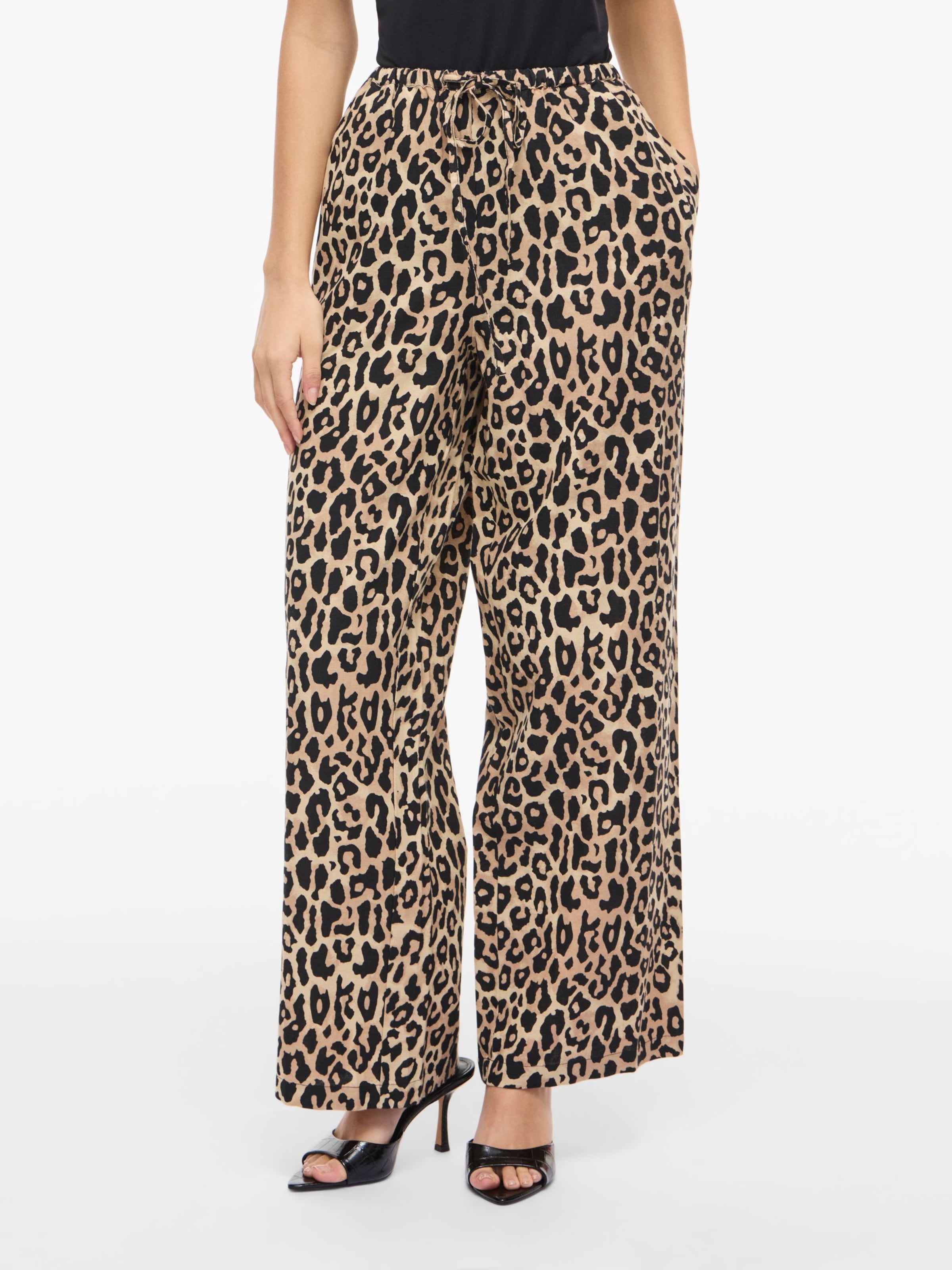 VILA Wide leg Pants in Beige: front