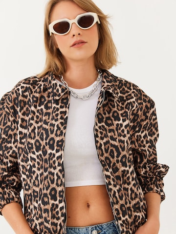 Bianco Lucci Tussenjas in Bruin: voorkant