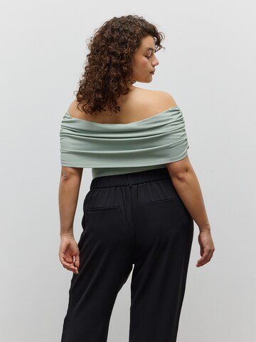 Haut 'Bessy' CITA MAASS en gris