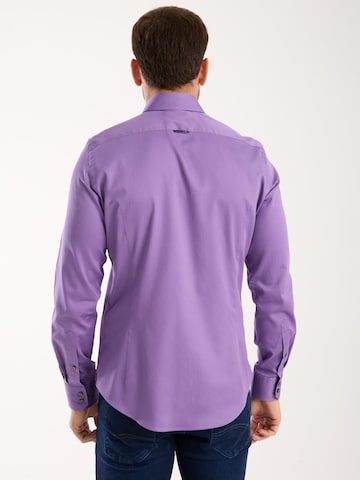 Slim fit Camicia business 'Roma Iconic Satin Man Shirt' di 7Camicie in lilla