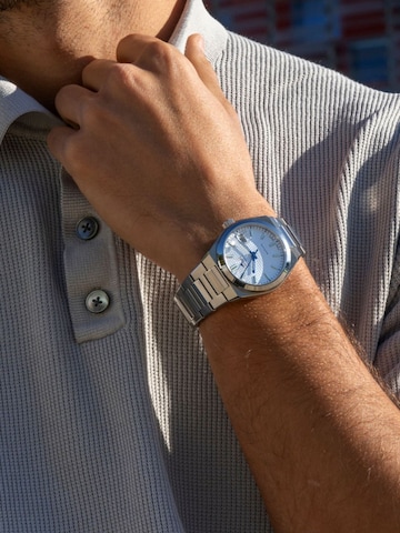 Lotus Analoog horloge in Zilver