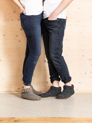 Gottstein Slippers 'Hüttenschuhe Knit Boot' in Brown