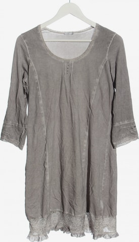 Tredy Dress in M in Grey: front