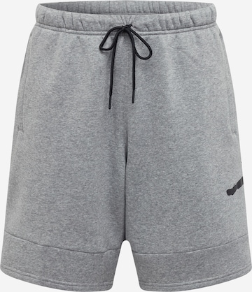 Regular Pantalon de sport Jordan en gris : devant