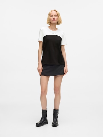 Maglietta 'SIGNATURE MONOCHROME' di Karl Lagerfeld in bianco