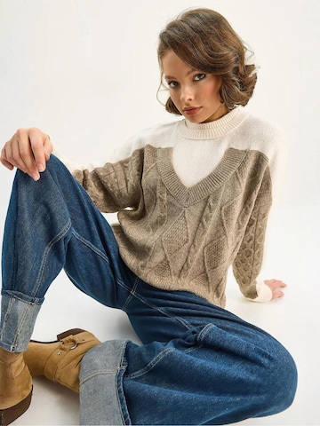 Pullover di Bianco Lucci in beige
