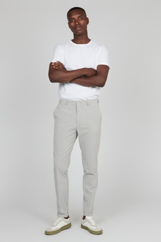 Coupe slim Pantalon 'MAliam' Matinique en gris