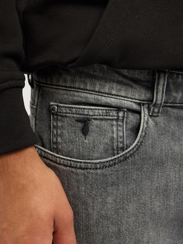 Jean Trussardi en gris