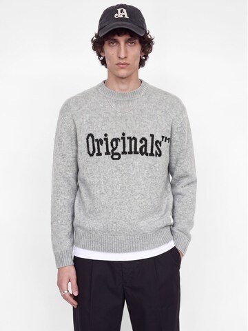 JACK & JONES Trui 'JORMontreal Ollie' in Grijs: voorkant