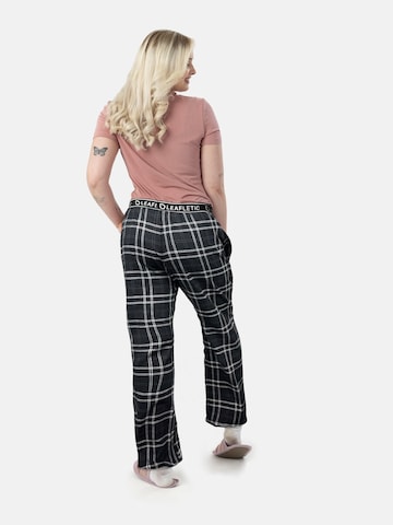 Pantaloncini da pigiama 'Leafletic Women’s Night Wear Long Pajama' di LEAFLETIC in nero