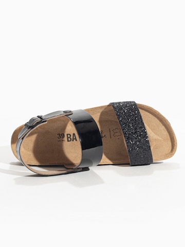 Bayton Sandále 'Abyss' - Čierna