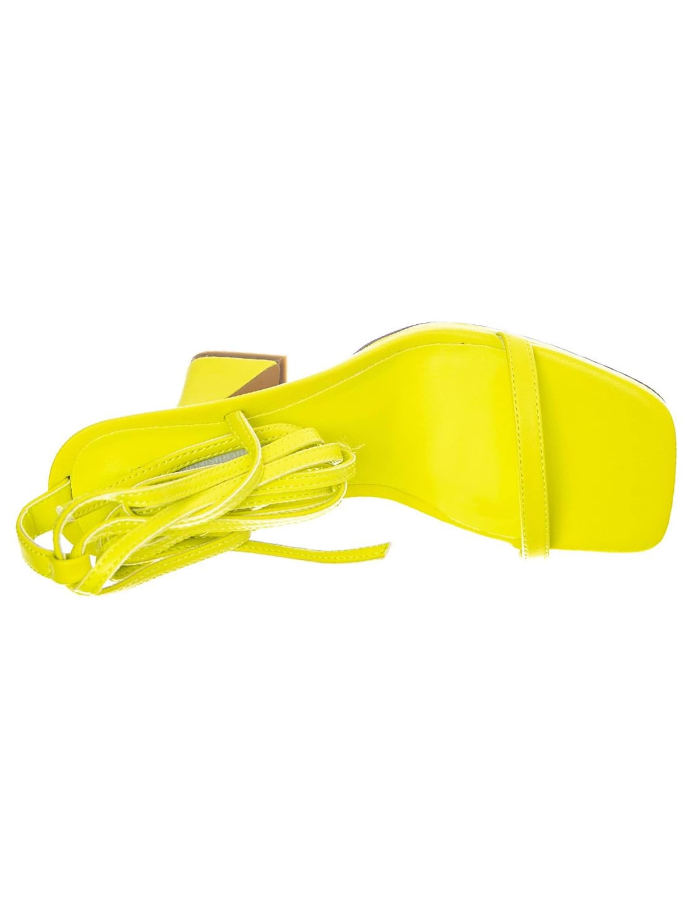 Sandalo 'Womens Lafayette Yellow Sandals' di STEVE MADDEN in giallo