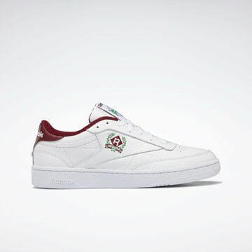 Baskets basses 'Club C 85' Reebok en blanc