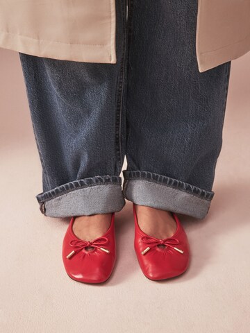 B by Ted Baker - Bailarina en rojo