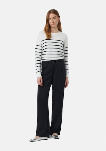COMMA Wide leg Trousers with creases in Black: front
