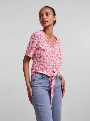 PIECES - Blusa 'Nya' em rosa: frente