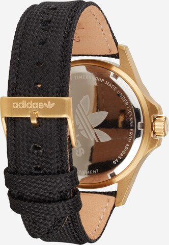 ADIDAS ORIGINALS Analogové hodinky – černá