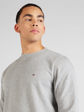 TOMMY HILFIGER Bluzka sportowa w kolorze szary